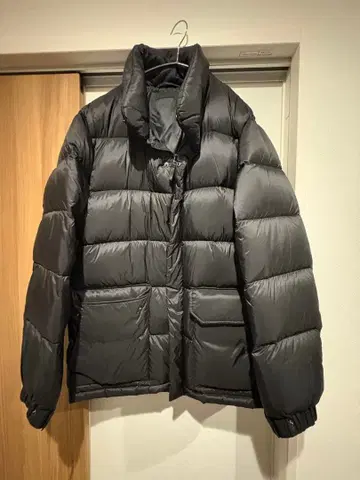 블랙 다운 자켓 유니클로