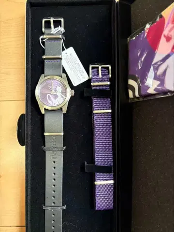 미사용 새상품 SEIKO 포켓몬 뮤츠 손목시계 한정품 SCXP181