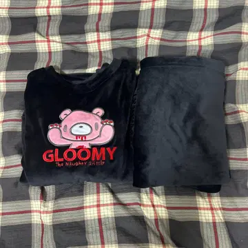파시오스 GLOOMY 룸웨어