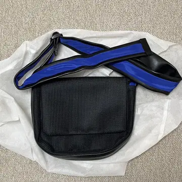 이아파피요네 완판템 메쉬 숄더백 S 블랙