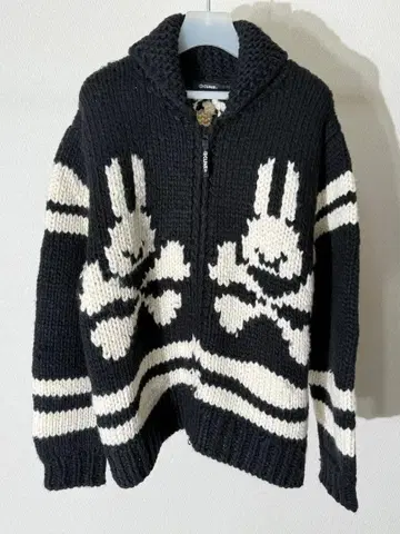 CUNE 큔 코위찬 니트