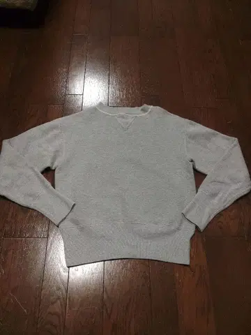 pherrows 맨투맨 양V S 그레이 구택