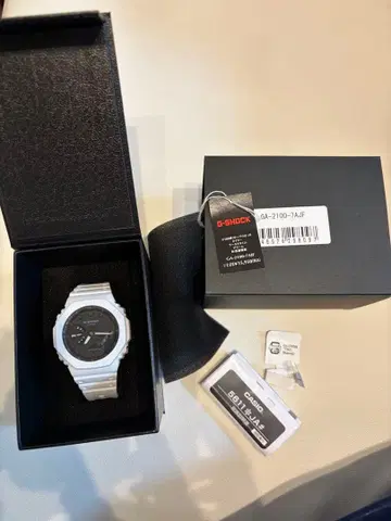G-SHOCK GA-2100-7AJF 화이트