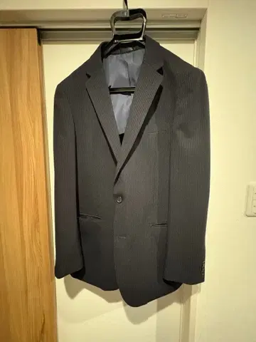 네이비 스트라이프 비즈니스 정장