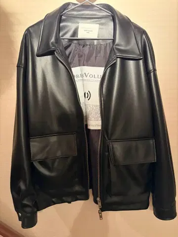 asclo 가죽 자켓 DRESS VOLUME 블랙