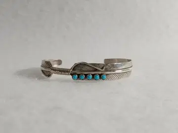 미사용 Jessie Western 뱅글 F