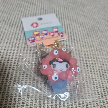 산리오 콜라보 미야쿠미야쿠 입체 마스코트 클리어 쿠로미