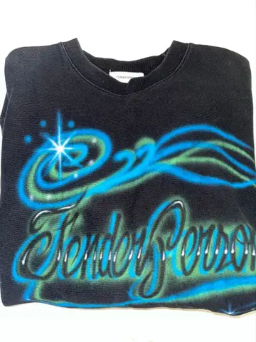 레어 Tender Person 블랙 맨투맨