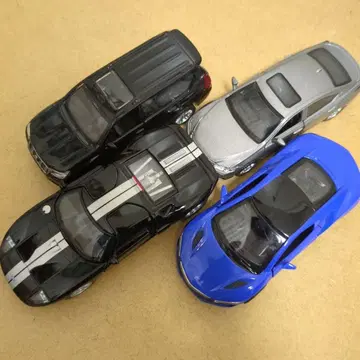 [ 미사용 새상품 ] 미니카 4대 묶음 판매