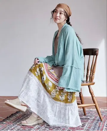 차이하네 아 니티 스커트