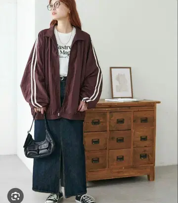 discoat 나일론 트랙 자켓 버건디