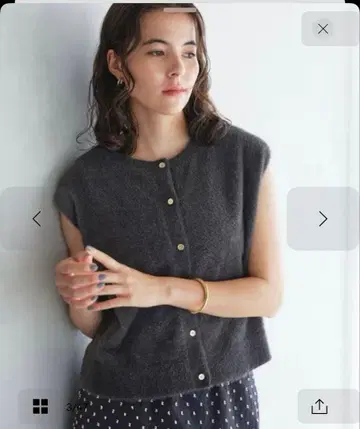 [ 새상품급 ] 플러프 페더 2WAY 프렌치 슬리브 니트 워셔블