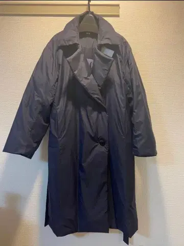 유니클로 미사용 새상품 다운 벨티드 코트