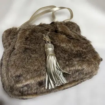 퍼 숄더백 브라운