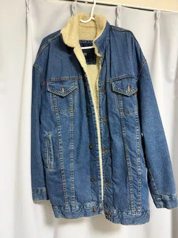 1975 보아 부착 데님 자켓