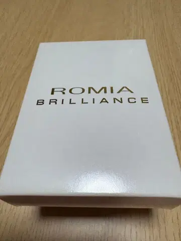 ROMIA BRILLIANCE 손목시계 (브랜드: ROMIA)