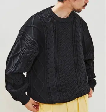 EDIFICE 스폰디쉬 오버 사이즈 케이블 니트