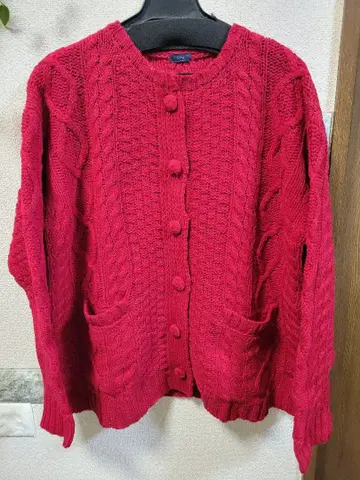 이치 빨간색 케이블 니트 가디건