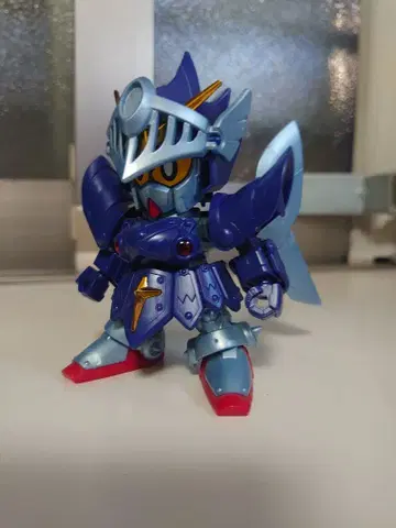 반다이 LEGENDBB 풀아머 기사 건담 조립 완료 정크제품