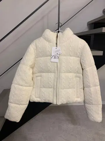 ZARA 도트 무늬 퀼팅 아노락 M 사이즈