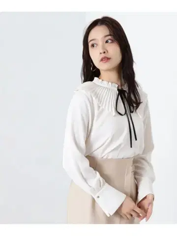 선착순 플리츠 칼라 블라우스 JILL by JILL STUART