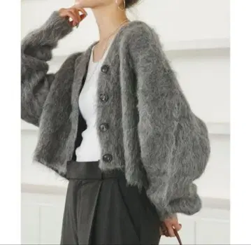 [택 포함] noble 알파카 혼방 샤기 숏 가디건 그레이