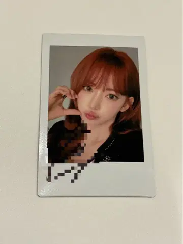 르세라핌 le sserafim 인스턴트 사진 친필 사인 사쿠라