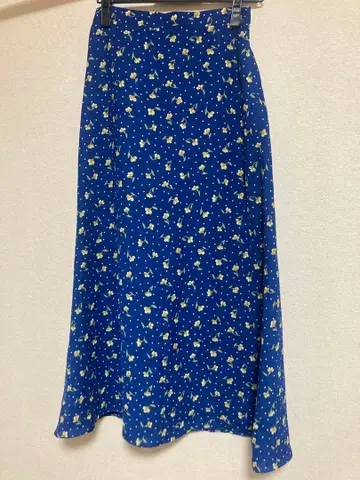 SLOVE IENA 꽃무늬 플레어 스커트 사이즈 36