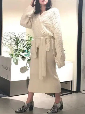 ELENDEEK 어레인지 케이블 니트