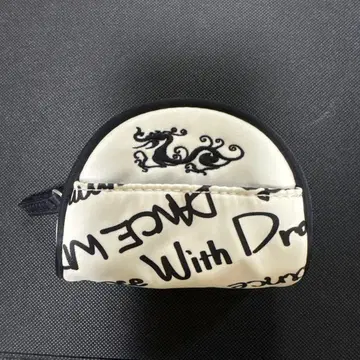 댄스 위드 드래곤 파우치