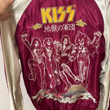 KISS x 테일러 토요 스카잔 S 사이즈 리버서블