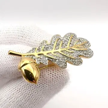 스와로브스키 브로치 오클리프 & 동동이 모티브 파베 골드 톤