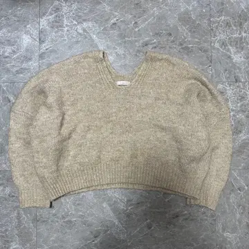 fifth 베이지 V넥 크롭 니트 g14