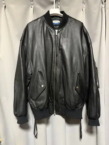 MAISON SPECIAL 램 가죽 프라임 오버 MA-1