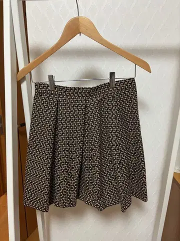 기하학 패턴 플레어 스커트 사이즈 38