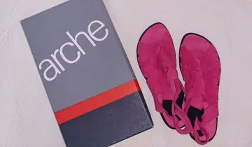 아르케 핑크 샌들