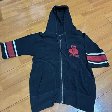 Hysteric Glamour 블랙 후드티 반팔