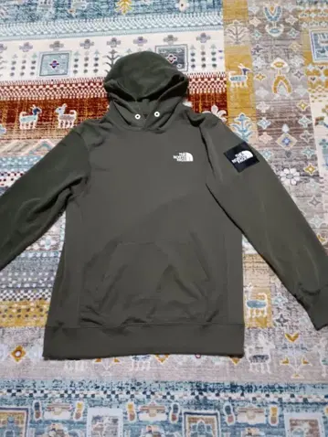 THE NORTH FACE 올리브 그린 후드티