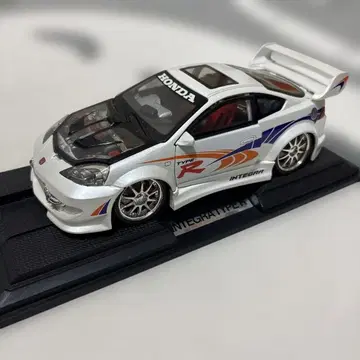 혼다 인테그라 타입 R 1/24 미니카