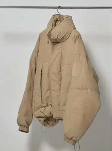 [ 미사용 새상품 ] TODAYFUL 몬스터 다운 올리브 38