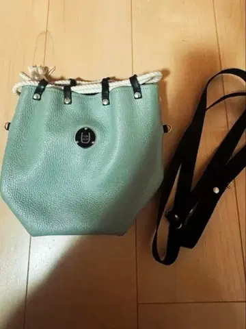 THE 몽골리안 초프스 코무스비 백 민트 새상품급