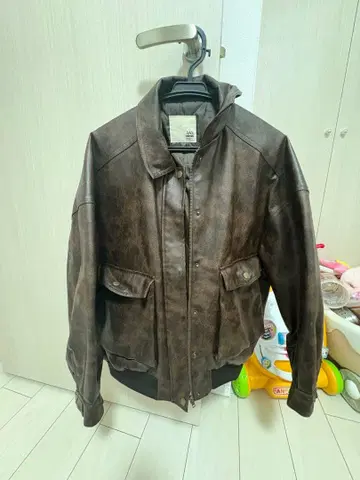 다크 브라운 가죽 자켓 M