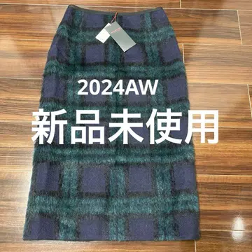 투모로우랜드 샤기 블랙워치 타이트 스트레이트 스커트