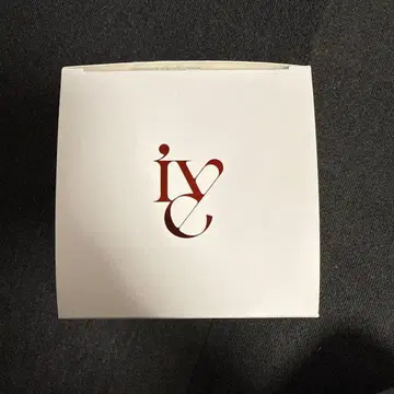 IVE Official Light Stick