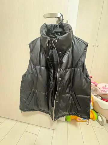 블랙 다운 베스트 L 사이즈