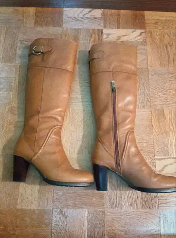 브라운 가죽 롱 부츠 중간 힐