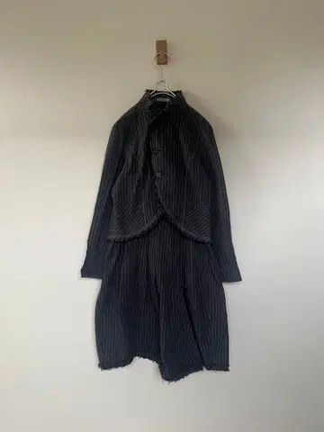 i mu 이무 스커트 셋업 변형 디자인 스트라이프 센소유니코