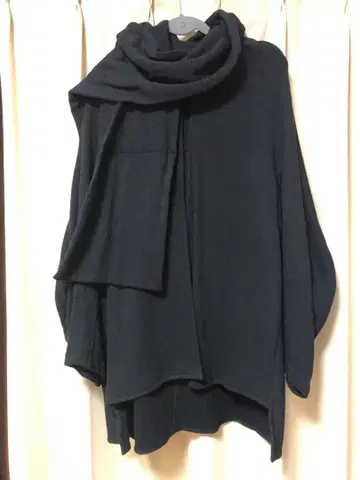 후드 부착 오버 사이즈 자켓 블랙