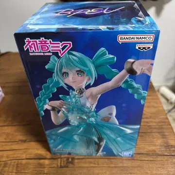 하츠네 미쿠 Clear Luxe 'Emerald Gem'