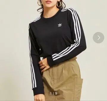 adidas 스트라이프 크롭 트레이닝복